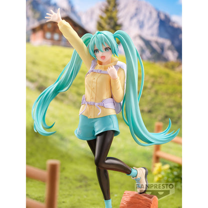 Hatsune Miku Mountain Climbing Version - Collection Holiday Memories